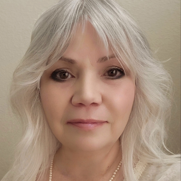 Meet your Posher, Charlotte - Picture 1 of 15